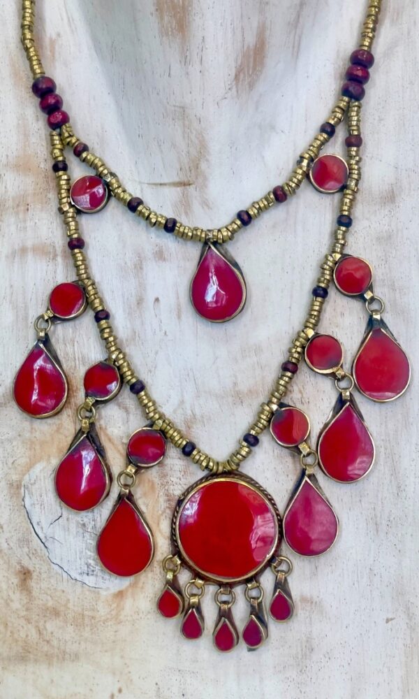 Aman collar afgano