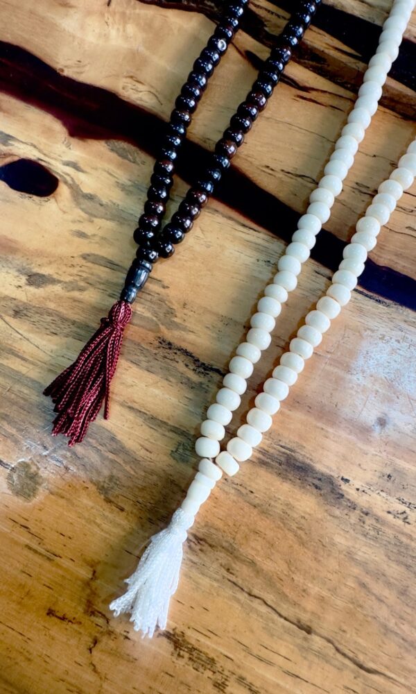 MALAS collares
